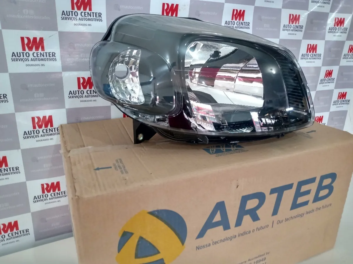 Farol Uno Vivace 2010 A 2014 Mascara Negra Direito 52188589