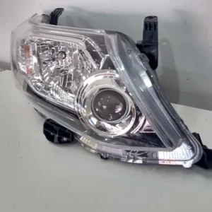 Farol Direito Xenon Toyota Hilux Sw-4 2012/2015 811850k510