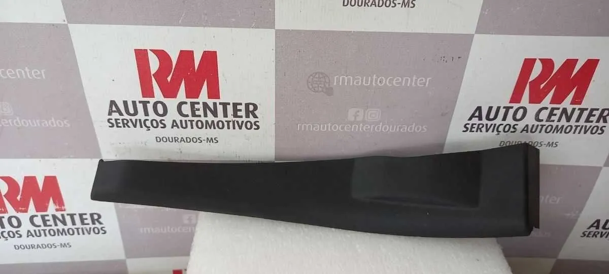 Moldura Acabamento Churrasqueira Direita Onix 2013 - 2022